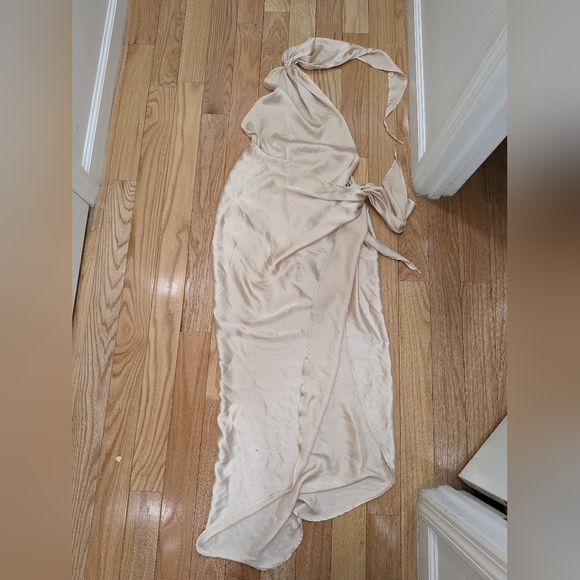 16. NWOT BAOBAB X REVOLVE MAREA DRESS IN CARAMEL n - Picture 4 of 6